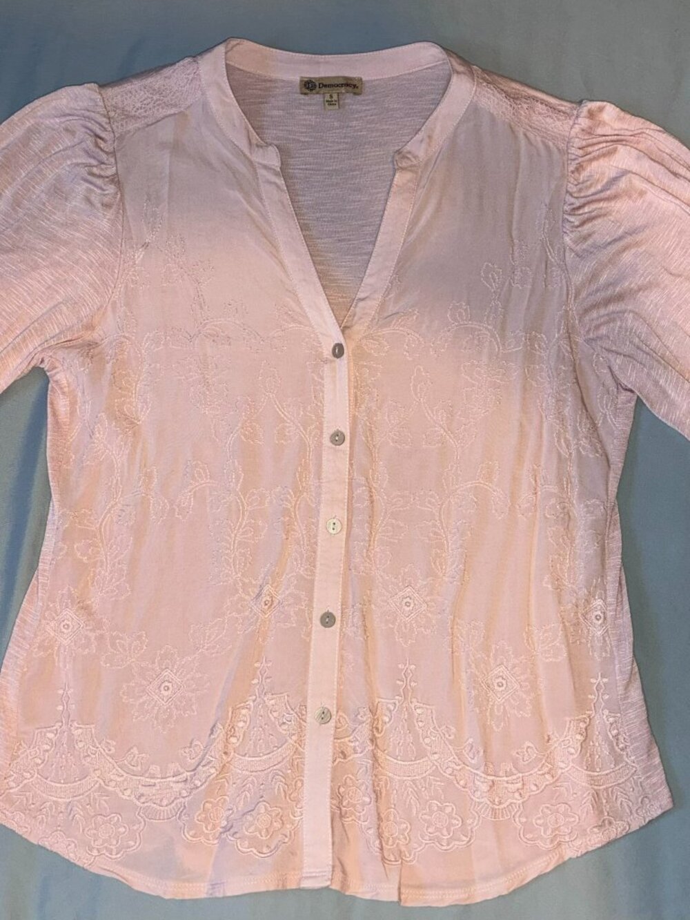Democracy Women's Pink Embroidered Blouson Sleeve Woven Top